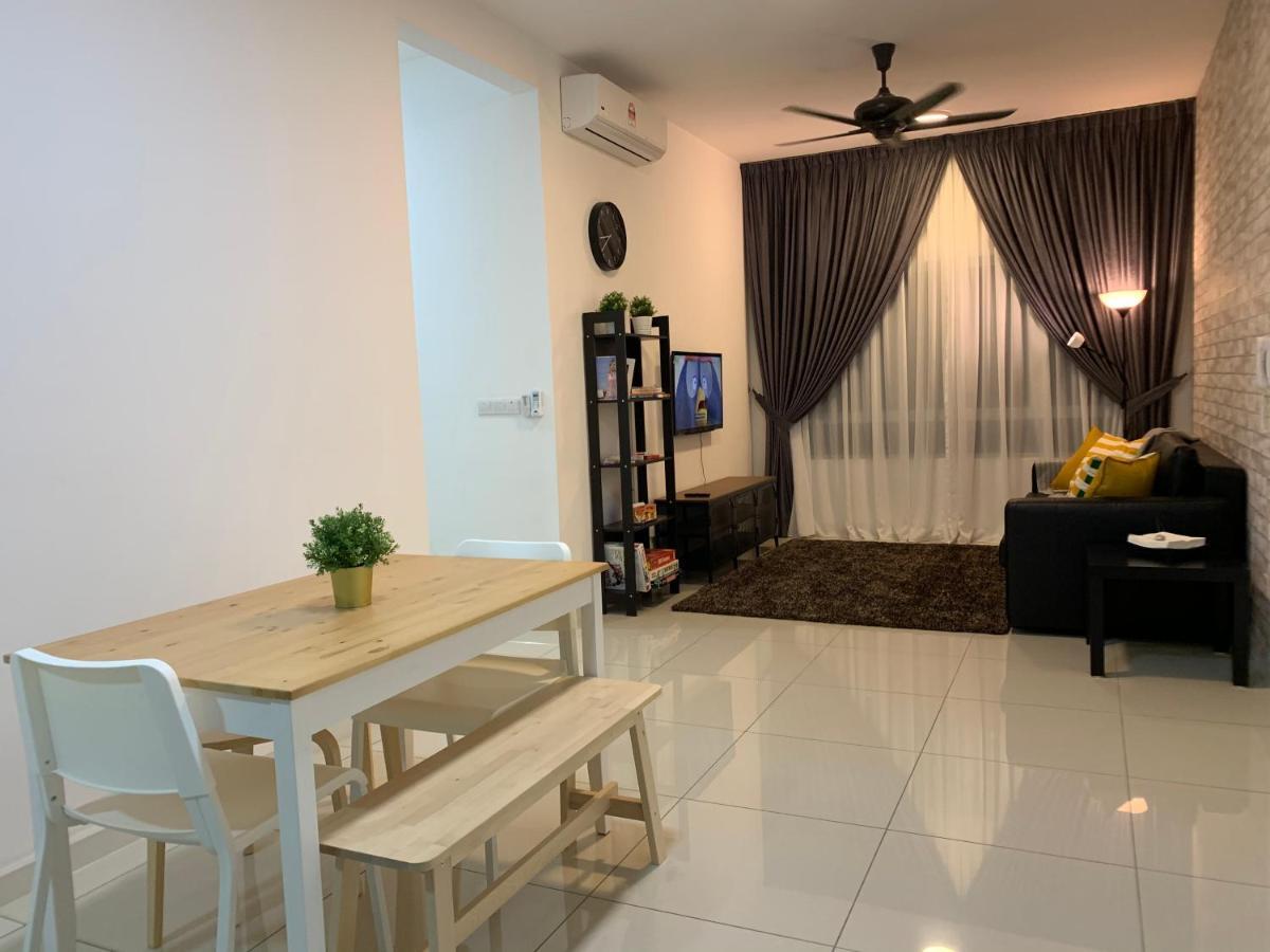 Relaxed Family Staycation, Pool View W Wifi N Netflix Bangi Exterior foto