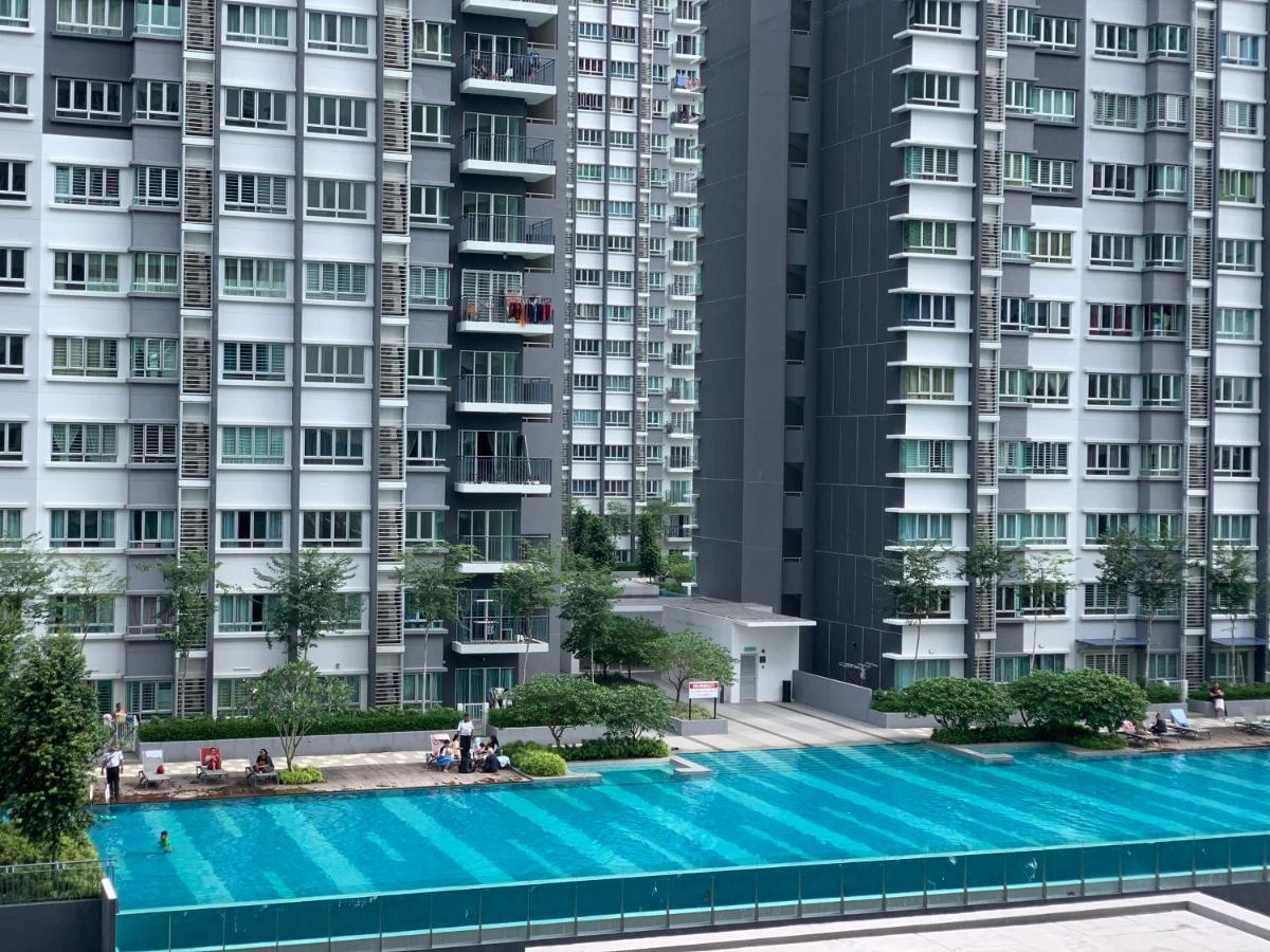 Relaxed Family Staycation, Pool View W Wifi N Netflix Bangi Exterior foto