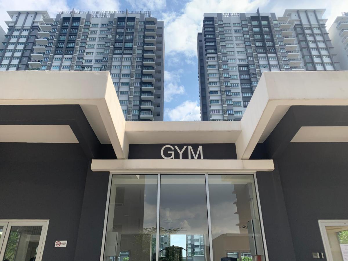 Relaxed Family Staycation, Pool View W Wifi N Netflix Bangi Exterior foto